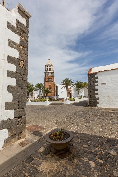 002 Lanzarote, Teguise.jpg